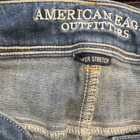 American Eagle Outfitters Blue Jeans - Picture 3 of 7